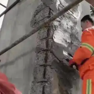 建邺梁板柱楼梯空洞蜂窝剥落露筋等表面破损修补用高强聚合物修补砂浆